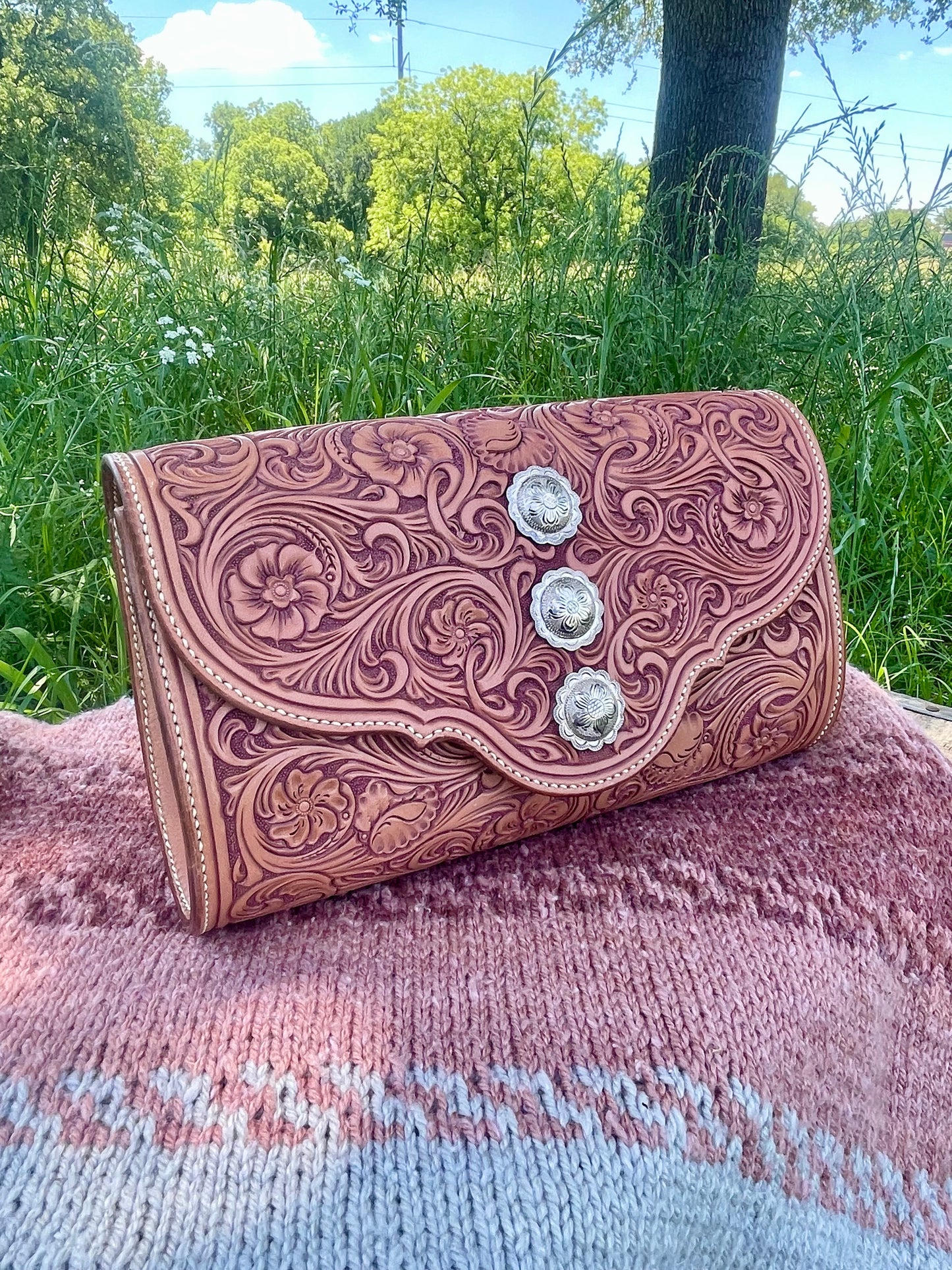 Concho Clutch